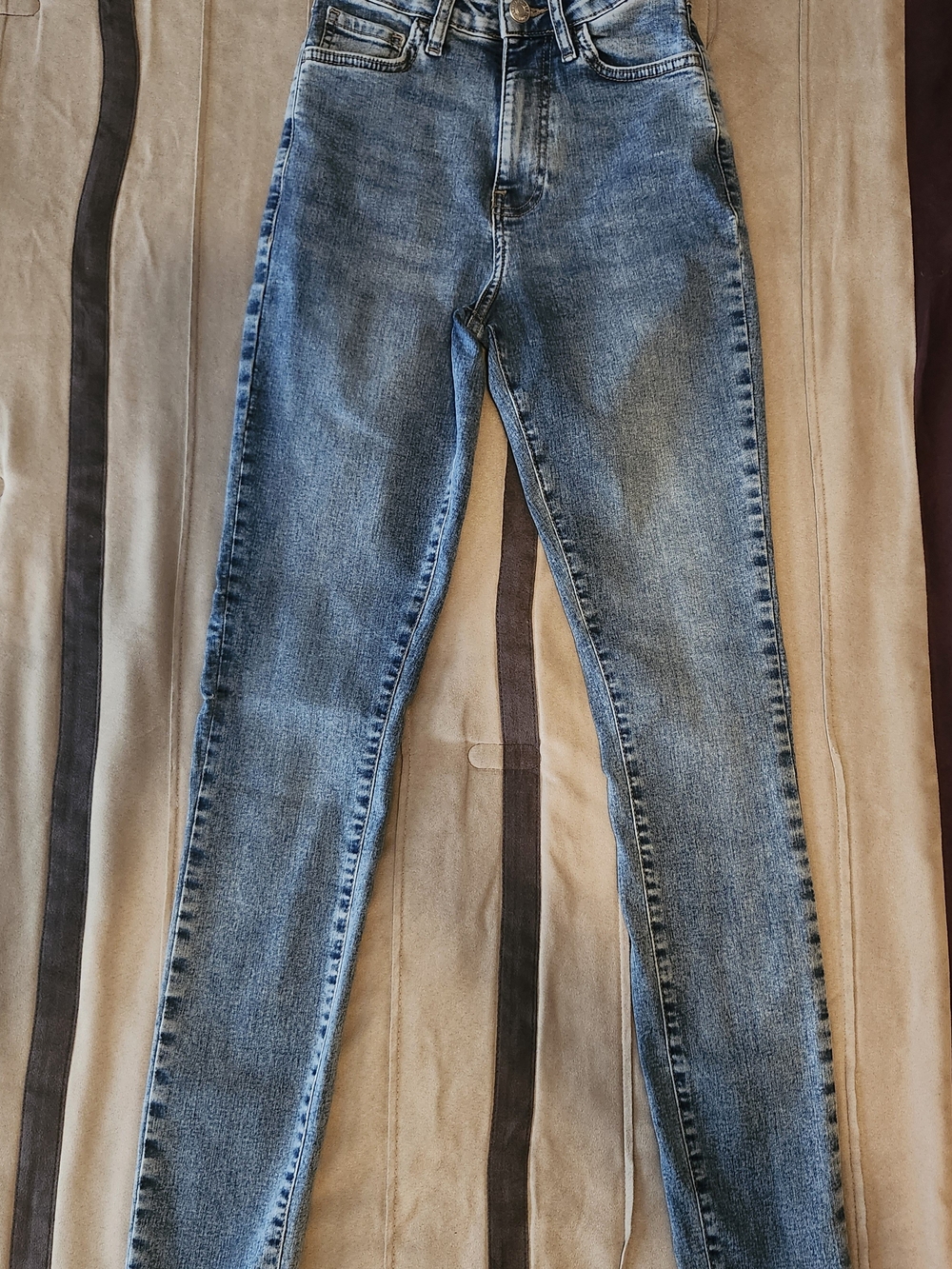 Forever 21 Light Blue High Rise Skinny Jeans